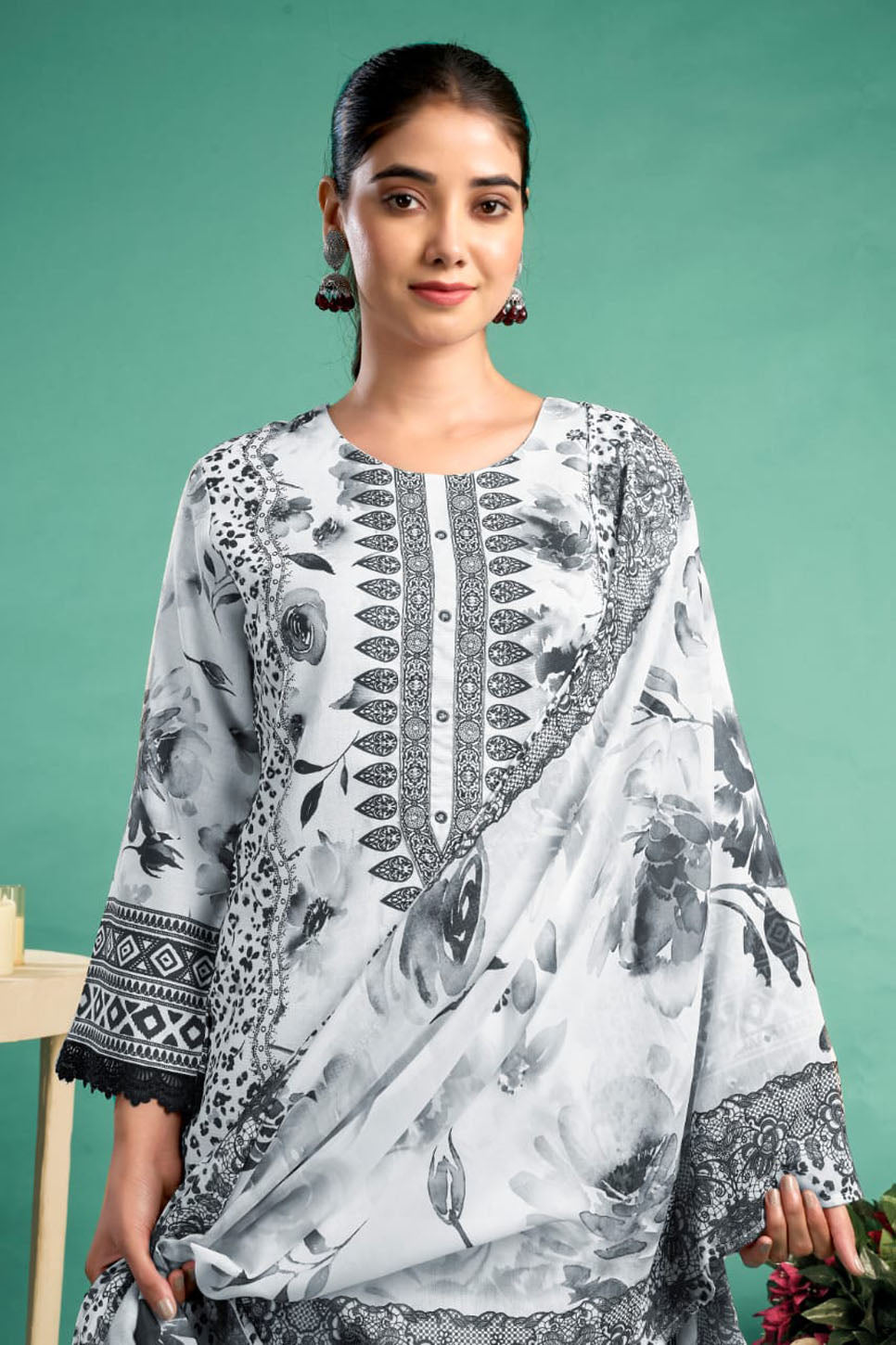 Women's Elegant Floral Printed Pakistani Suit – 3 Piece Set