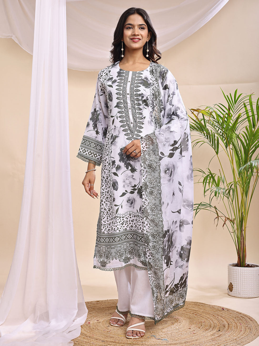 Women's Elegant Floral Printed Pakistani Suit – 3 Piece Set