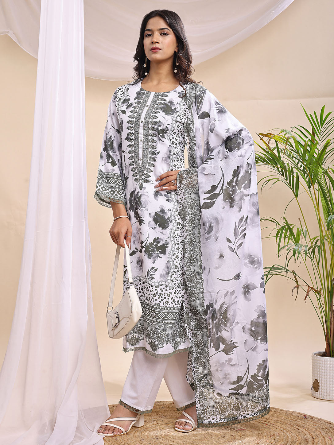 Women's Elegant Floral Printed Pakistani Suit – 3 Piece Set