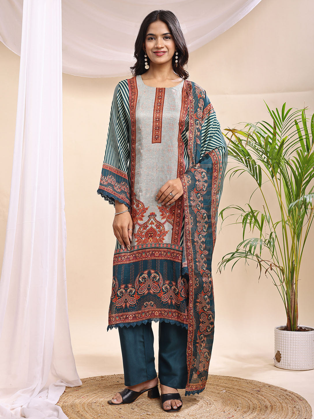 Women's Grey & Teal Ethnic Printed Suit – 3 Piece Traditional Ensemble