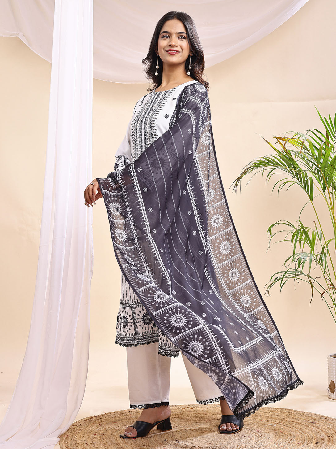 Women's Black & White Printed Suit – 3 Piece Elegant Ethnic Set